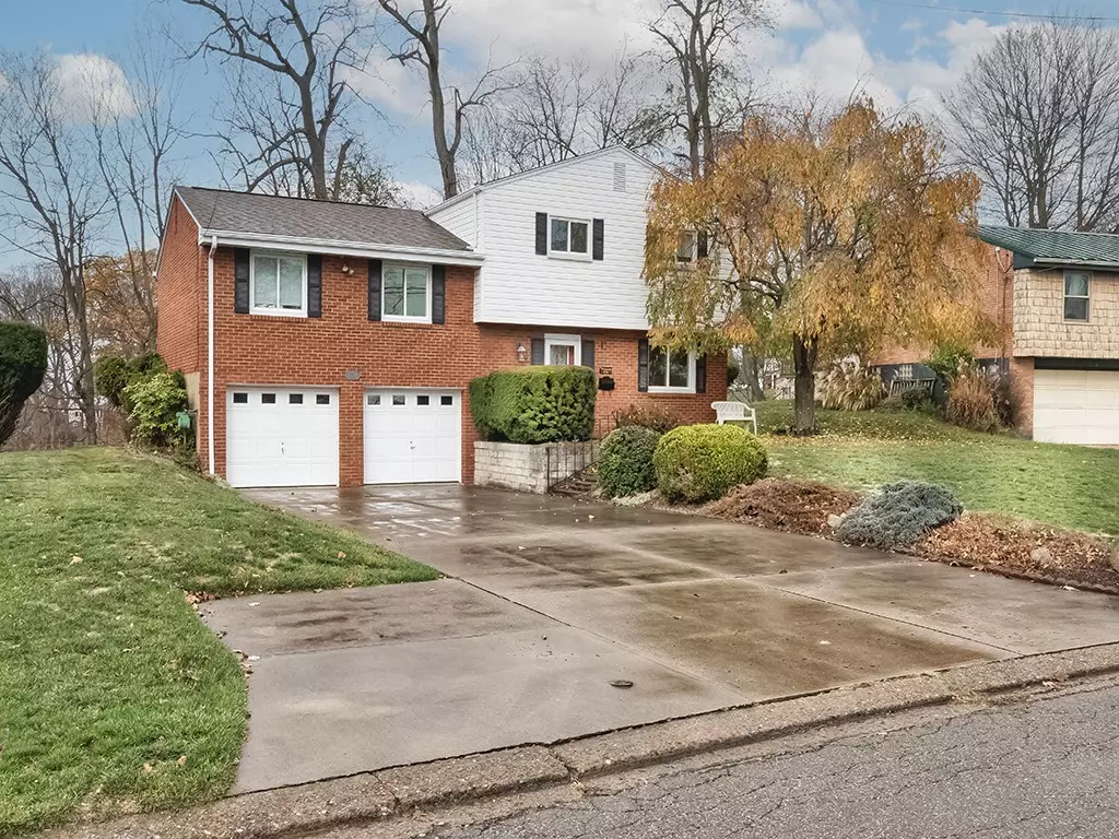 Bethel Park, PA 15102,634 Galway Drive