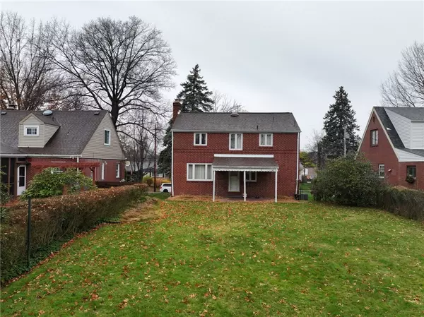 Oakmont, PA 15139,658 10th St