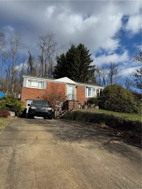 5056 Don St, Finleyville, PA 15332