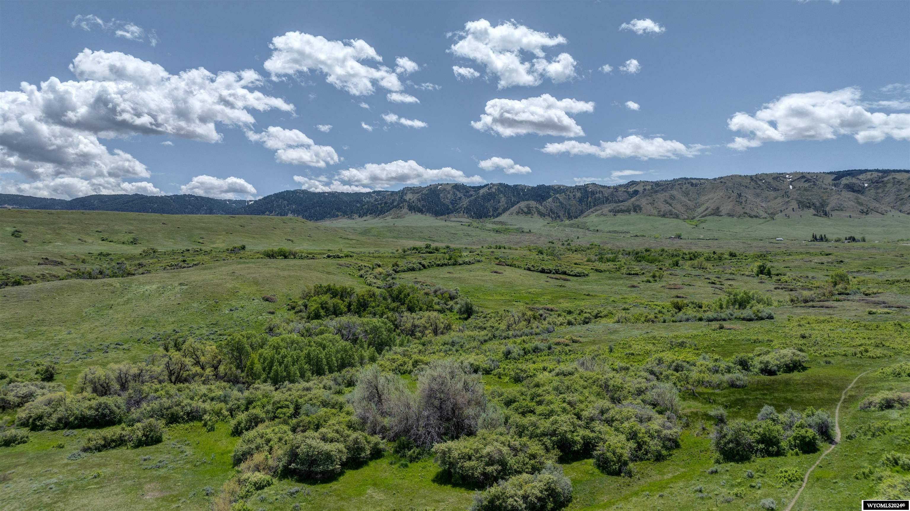 Traveres Rd, Casper, WY 82604
