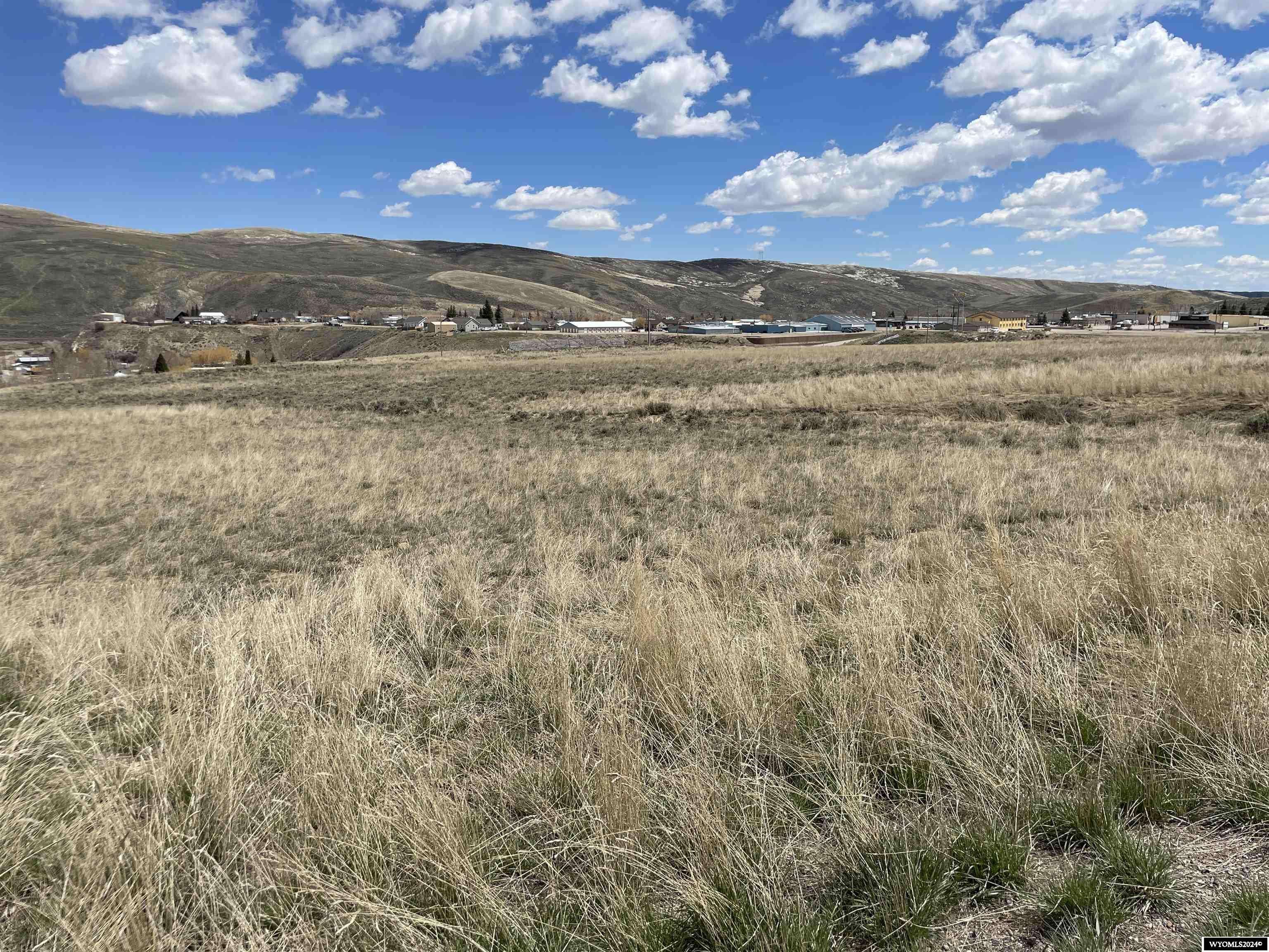 Diamondville, WY 83116,13.25 Acres Canyon Road