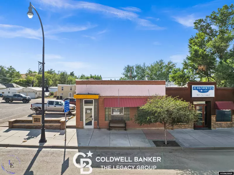 207 S 4th Street, Glenrock, WY 82637