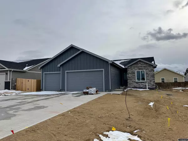 4811 Buffalo Meadows Way Fossil Butte St, Mills, WY 82644