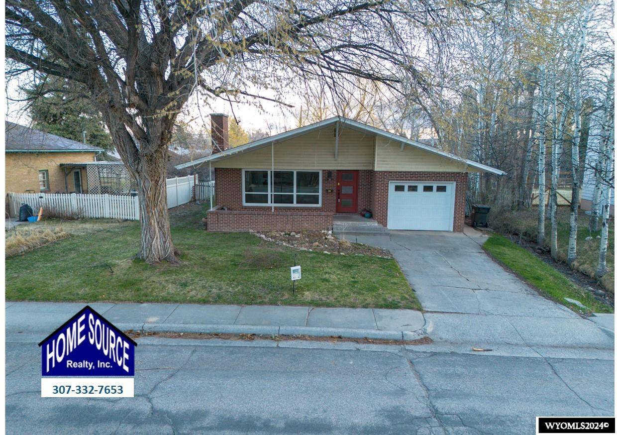 466 Cascade Street, Lander, WY 82520