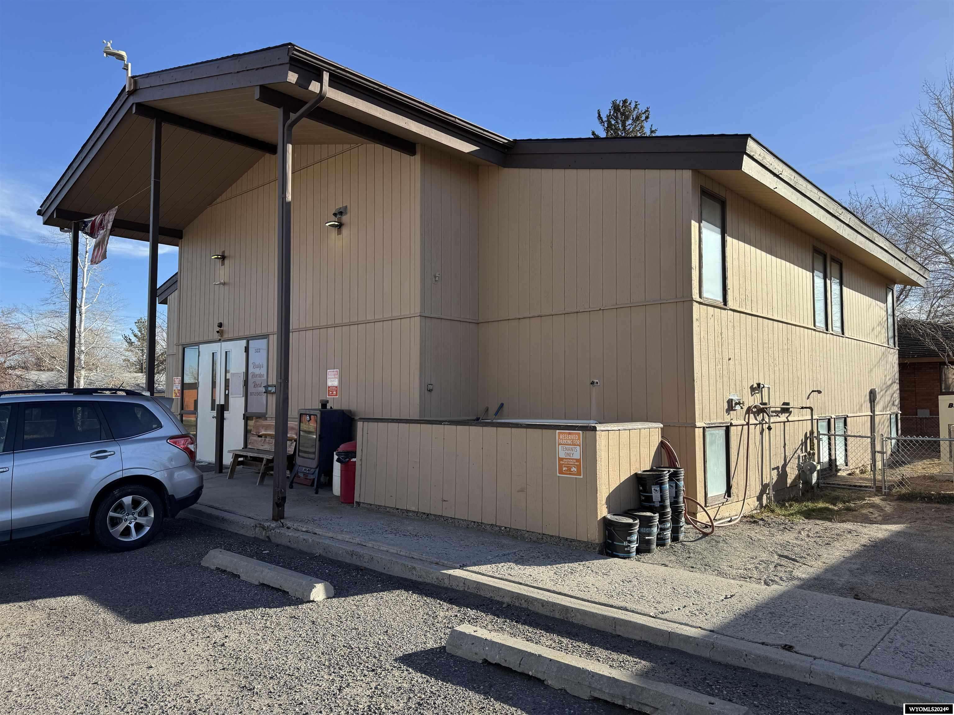 Riverton, WY 82501,322 N 8th St W W Jackson