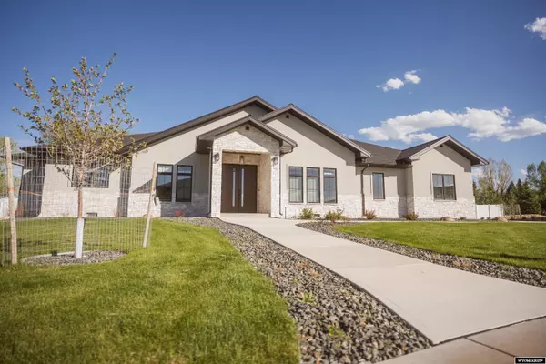945 Timber Drive, Lander, WY 82520