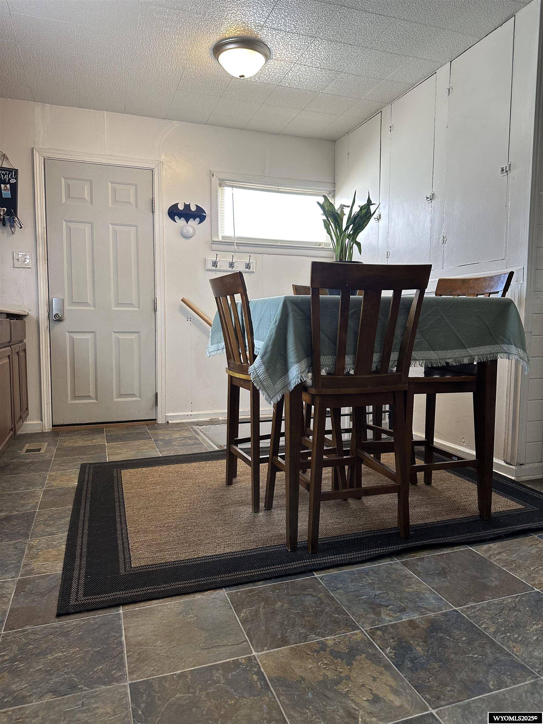 Rock Springs, WY 82901,915 7th Street