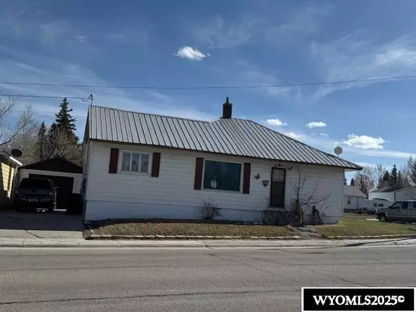 1336 1st West Avenue Moose, Kemmerer, WY 83101