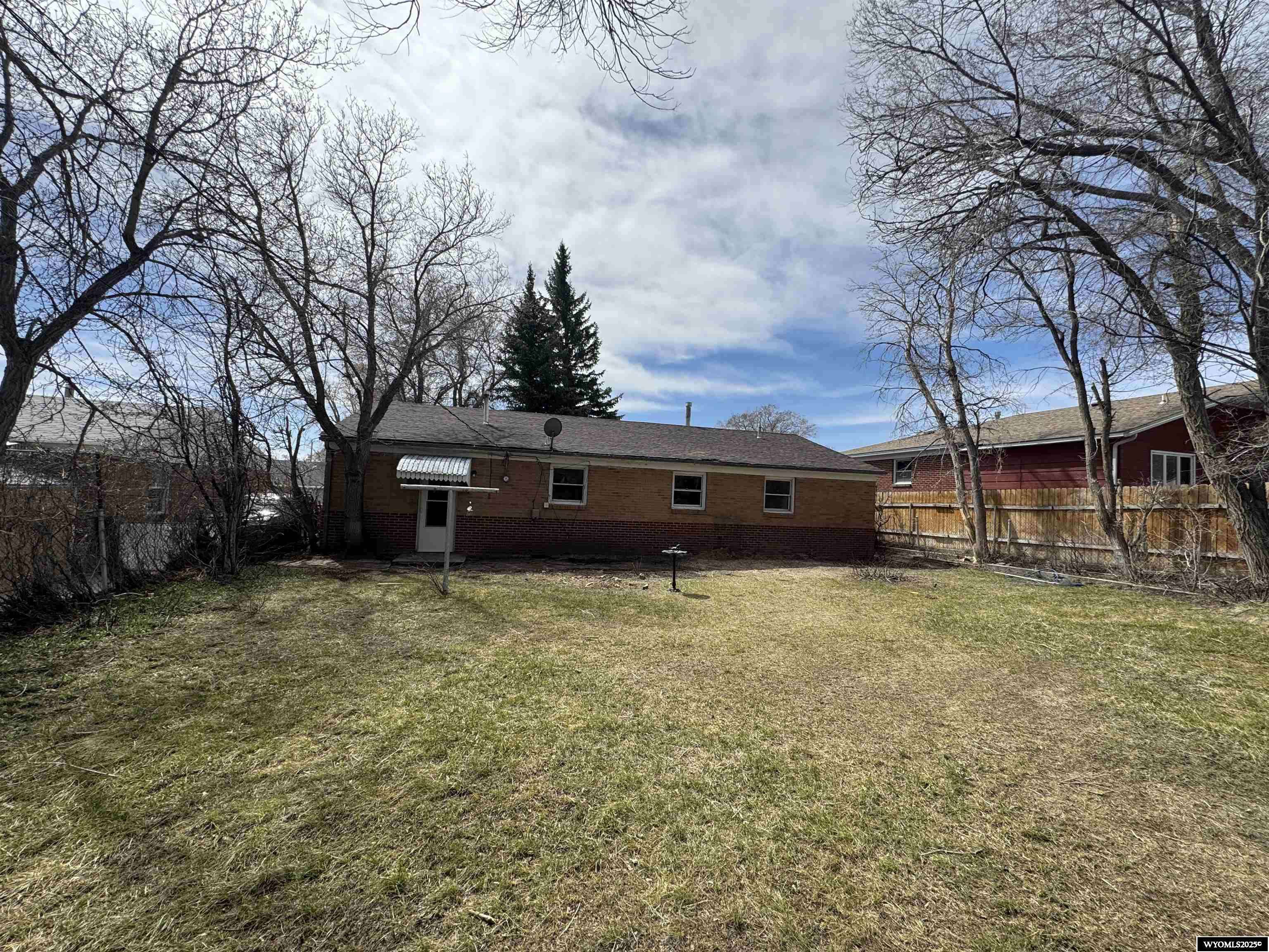 Rawlins, WY 82301,323 McMicken Street