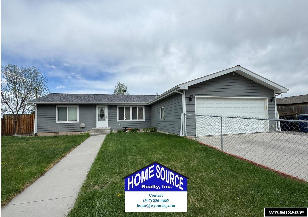 605 Peak Drive, Riverton, WY 82501