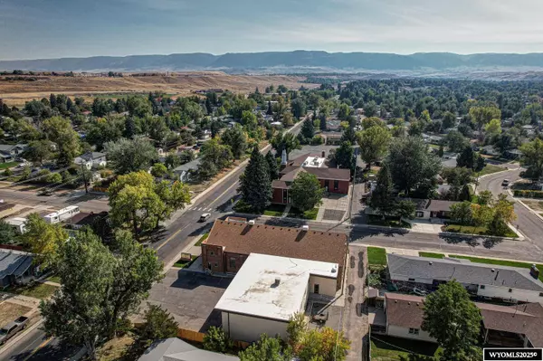 Casper, WY 82601,1868 S Poplar Street