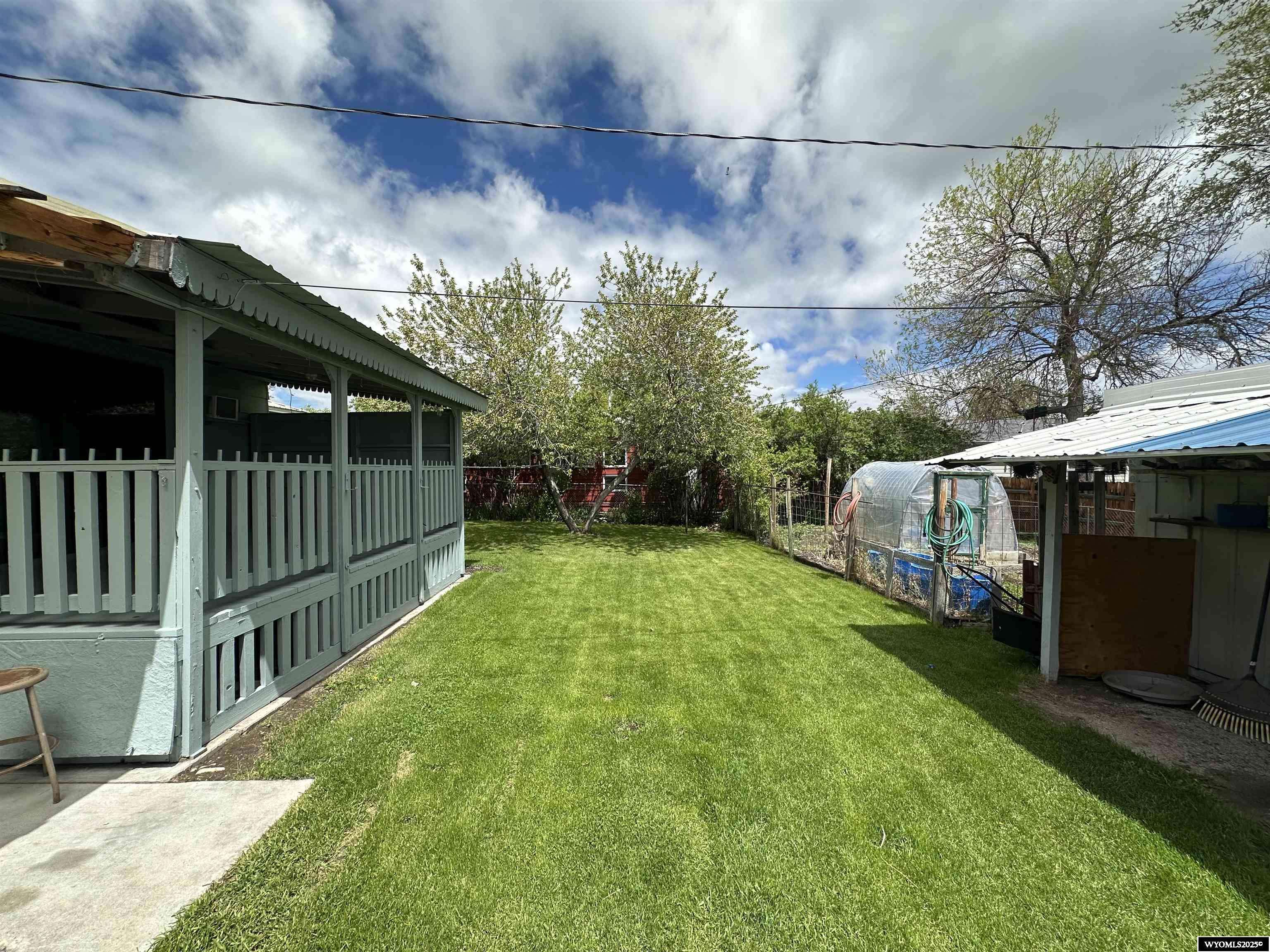 Lander, WY 82520,540 smith