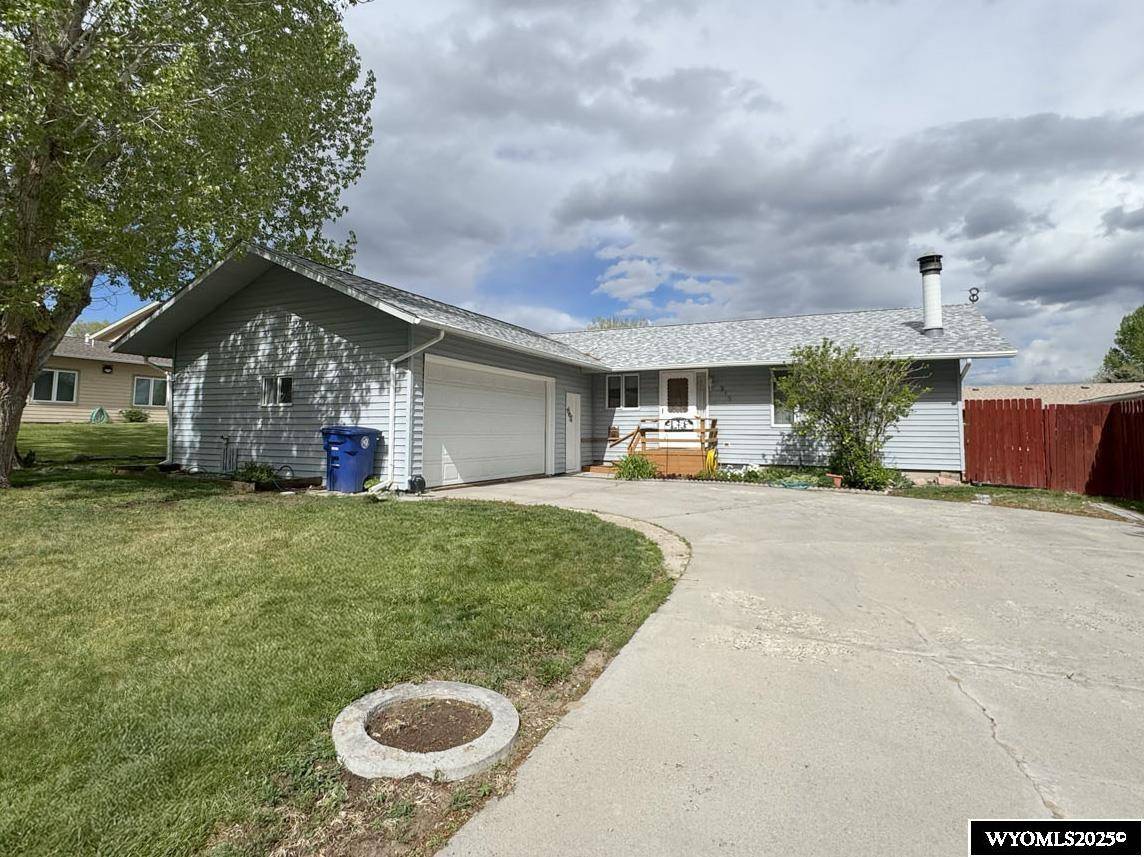 315 Summit Drive Hillside Avenue, Riverton, WY 82501