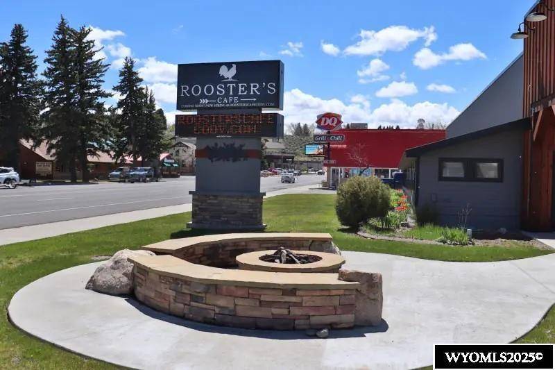 1651 8th St, Cody, WY 82414