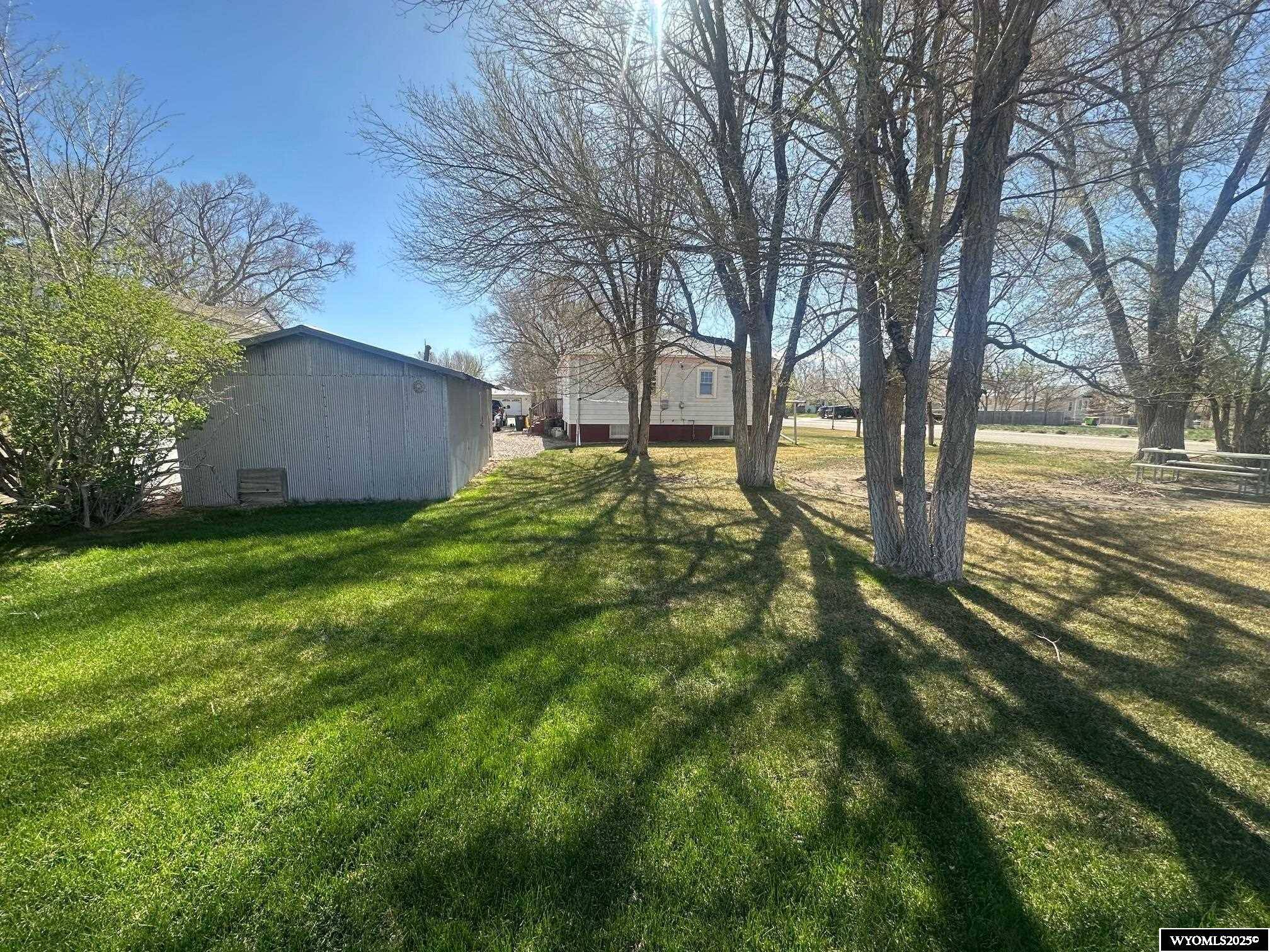 Sinclair, WY 82334,101 9th Lincoln