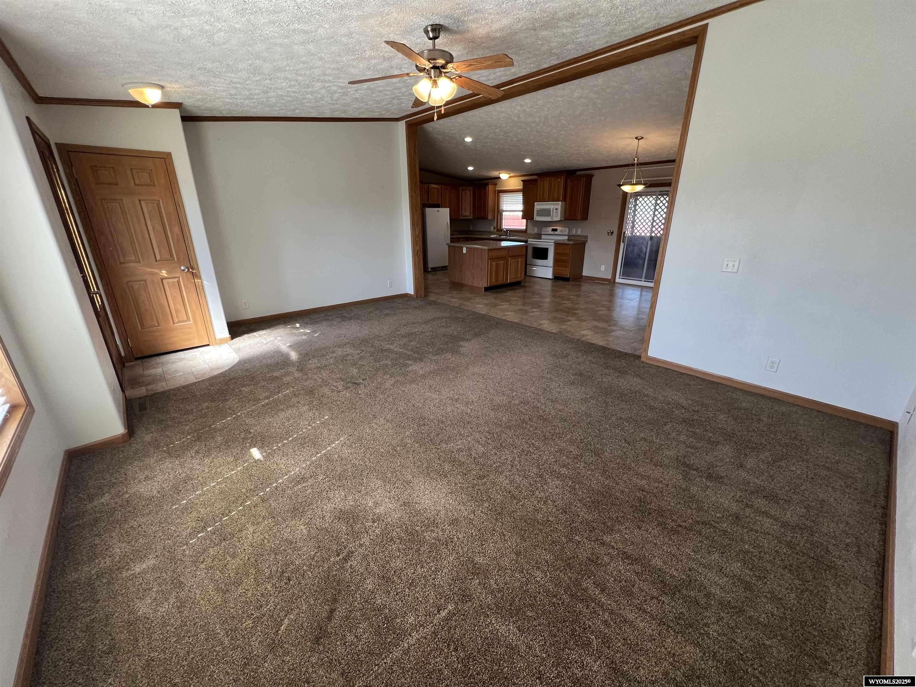 Riverton, WY 82501,1426 Pinecrest Redwood