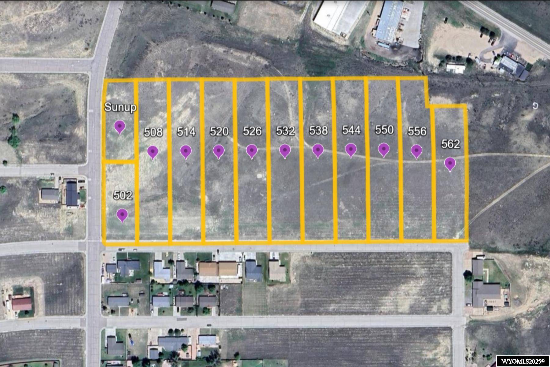 532 Emigrant Dr, Glenrock, WY 82637