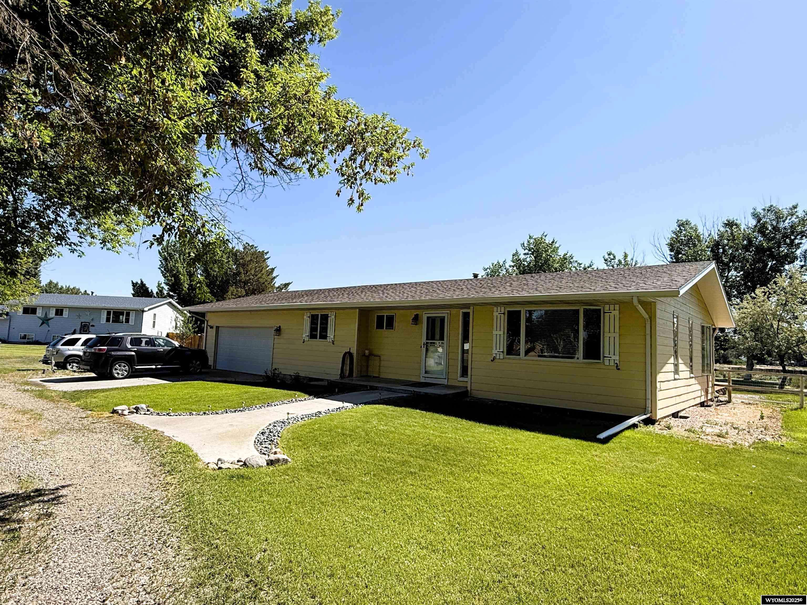 Worland, WY 82401,107 Country Drive