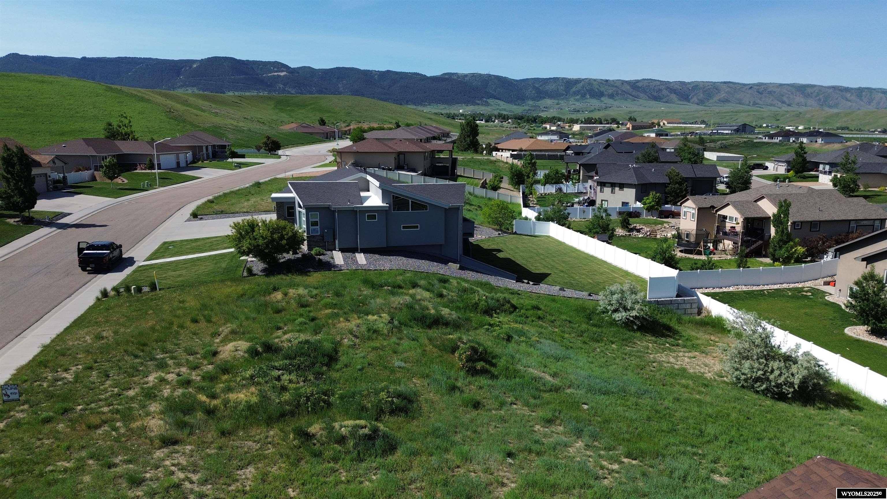 Casper, WY 82601,2732 Player Dr