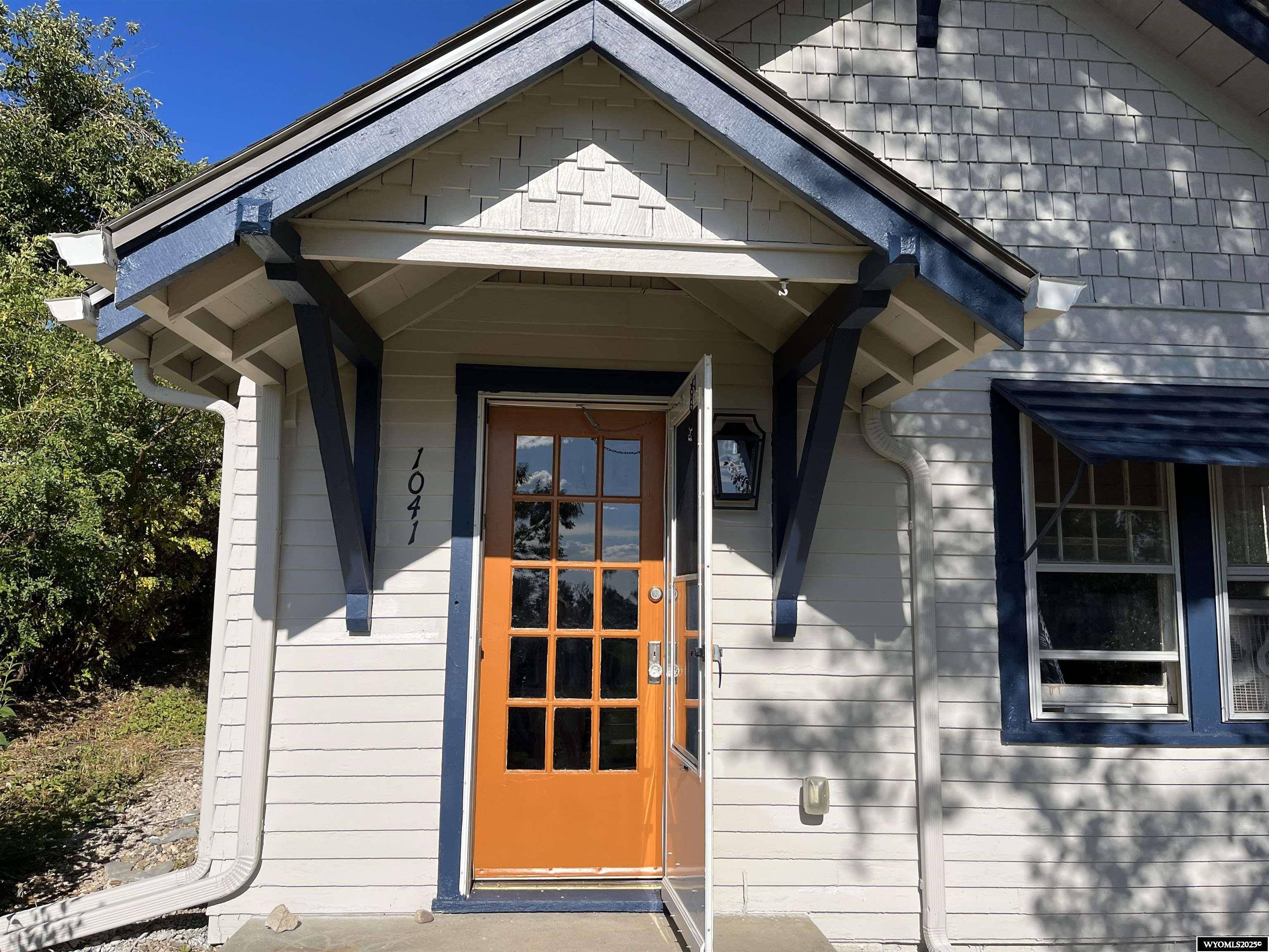 Casper, WY 82601,1041 S McKinley Street