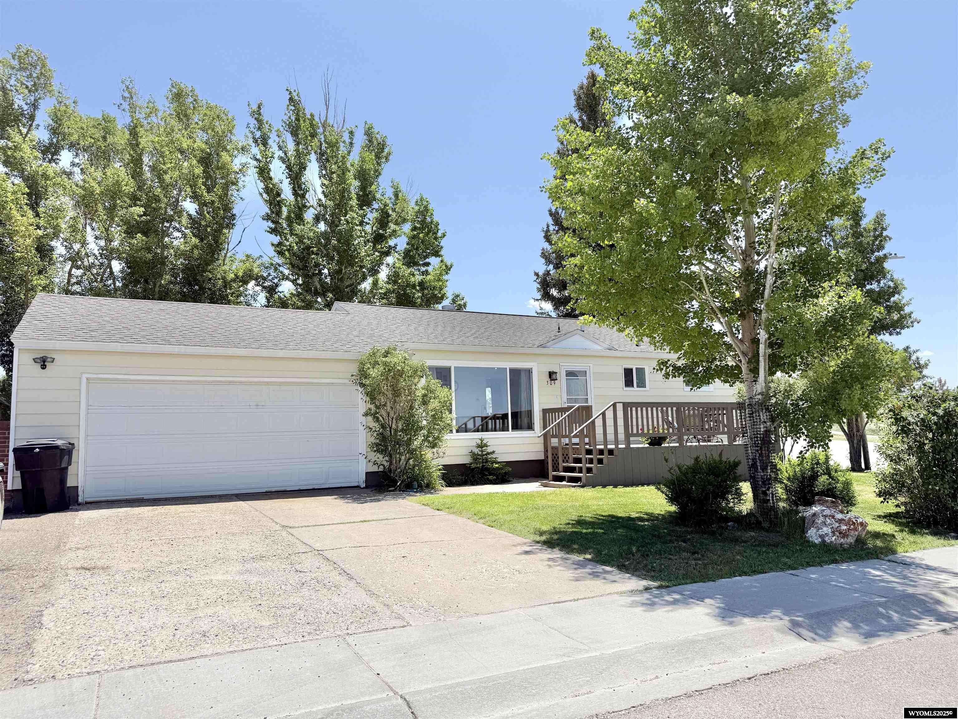 309 Lower Sunset Drive, Kemmerer, WY 83101