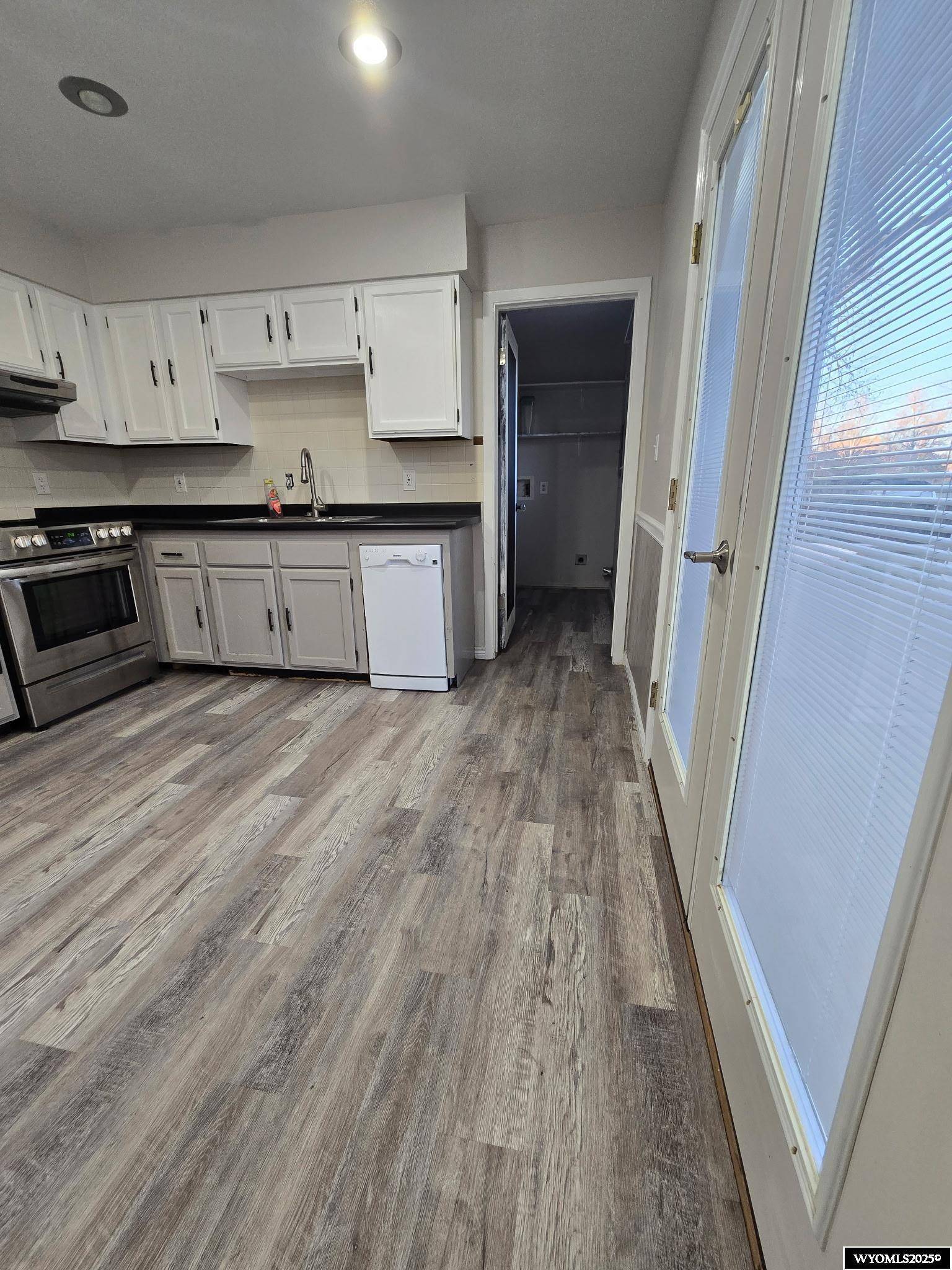 Mountain View, WY 82939,341 E Cottonwood