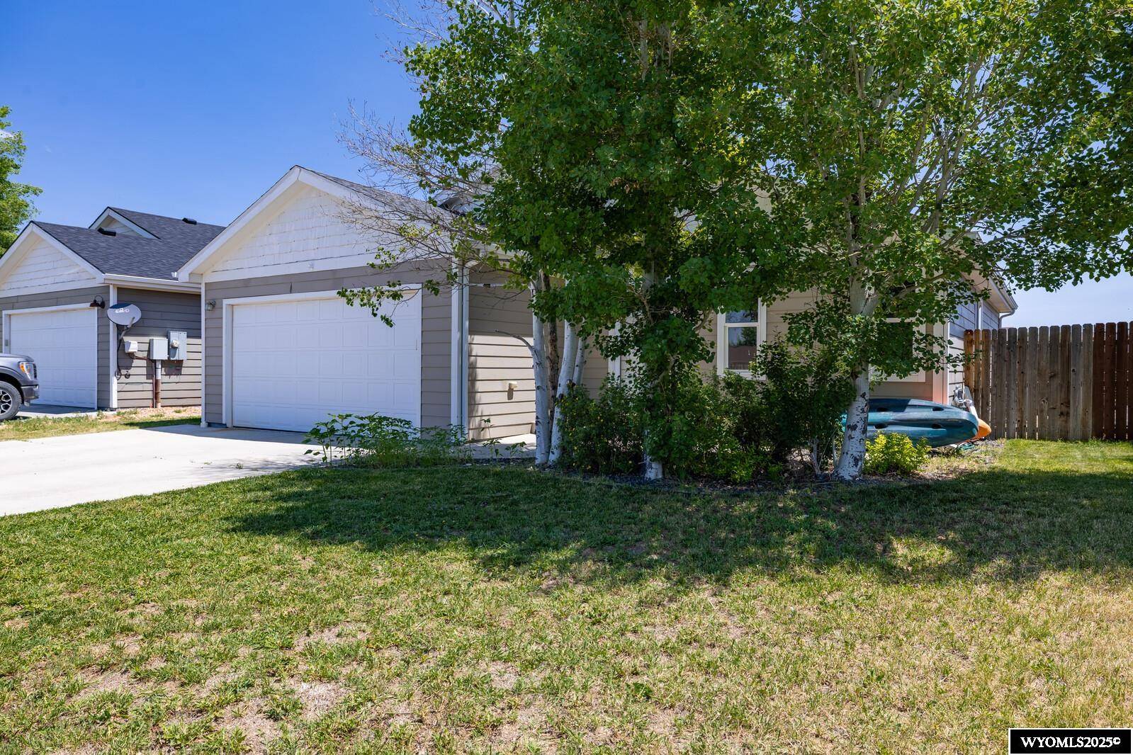 641 Bozeman Trail, Evansville, WY 82636