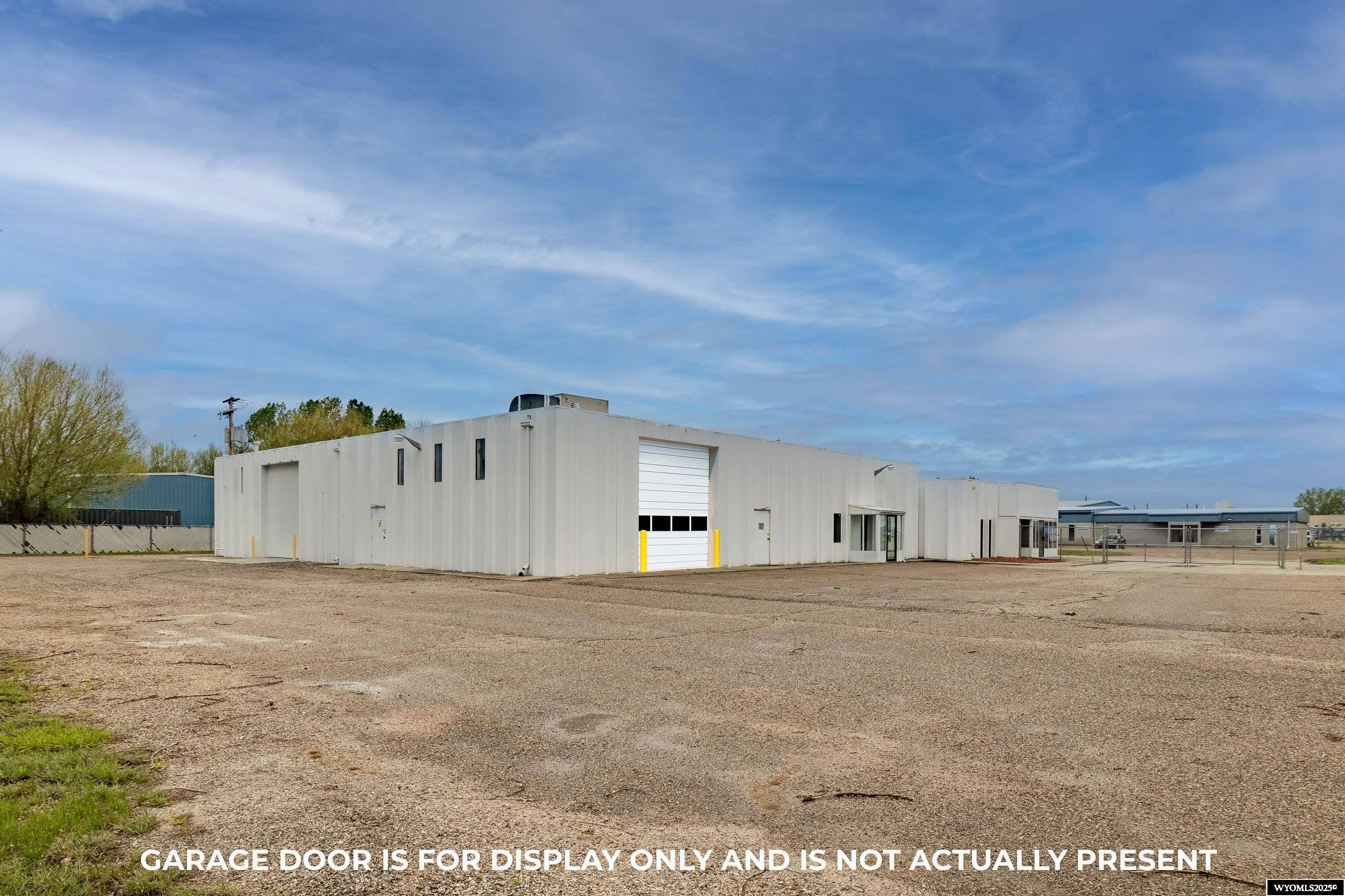 Casper, WY 82604,7383 W 6 WN Road