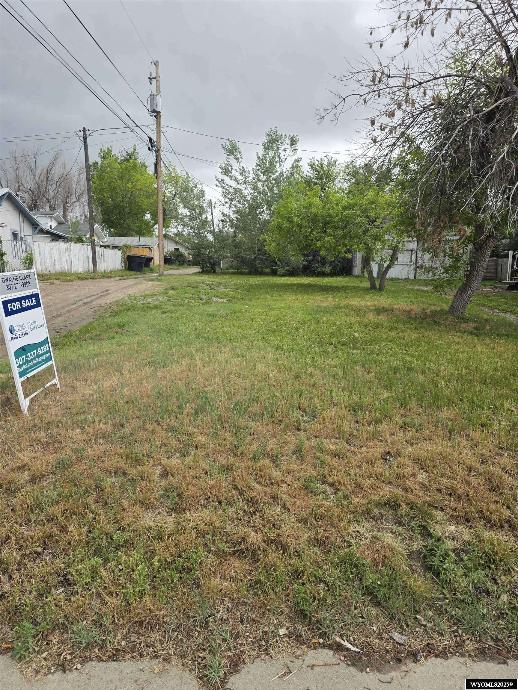 925 W 13th St, Casper, WY 82601