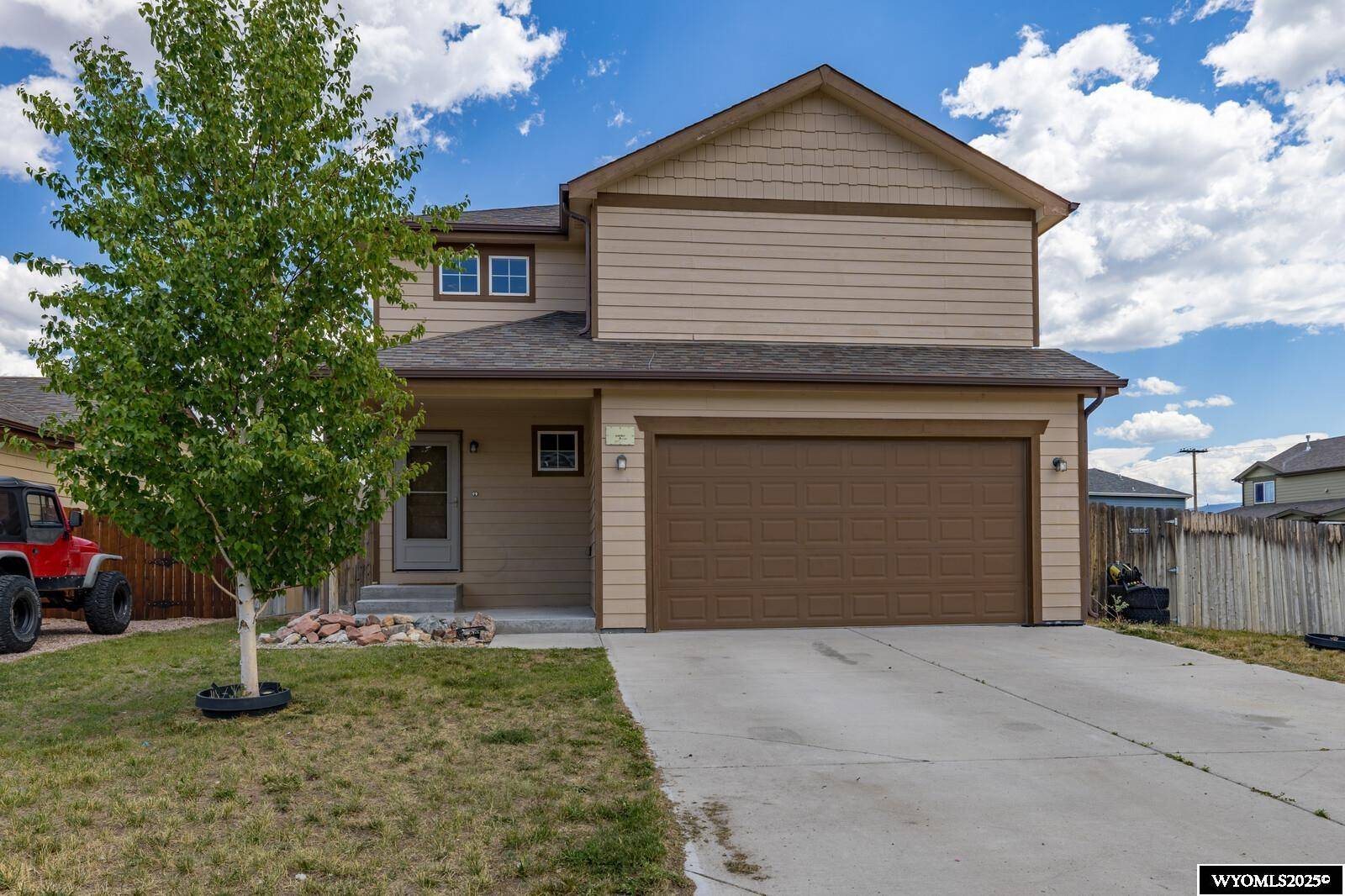 981 Discovery Street, Mills, WY 82604