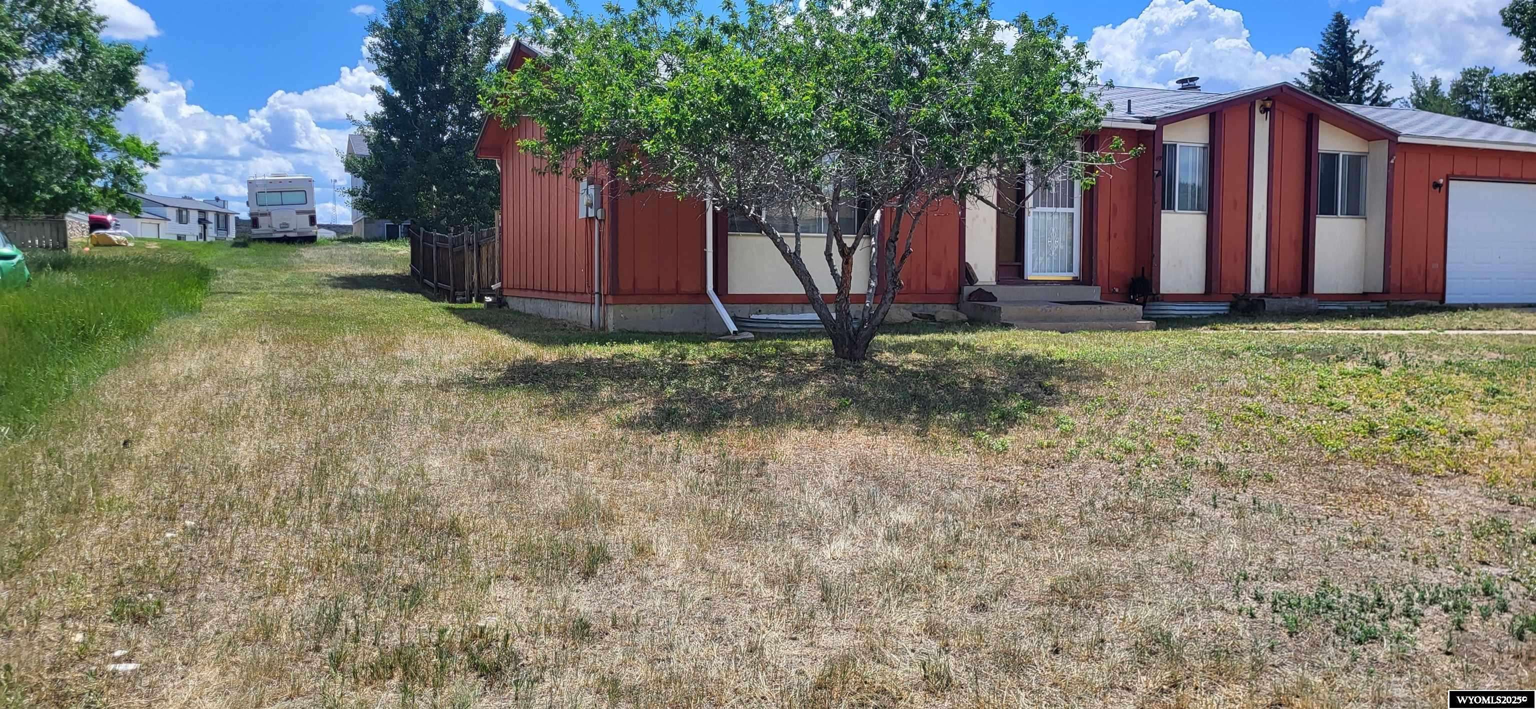 Hanna, WY 82327,114 S CLARK Street