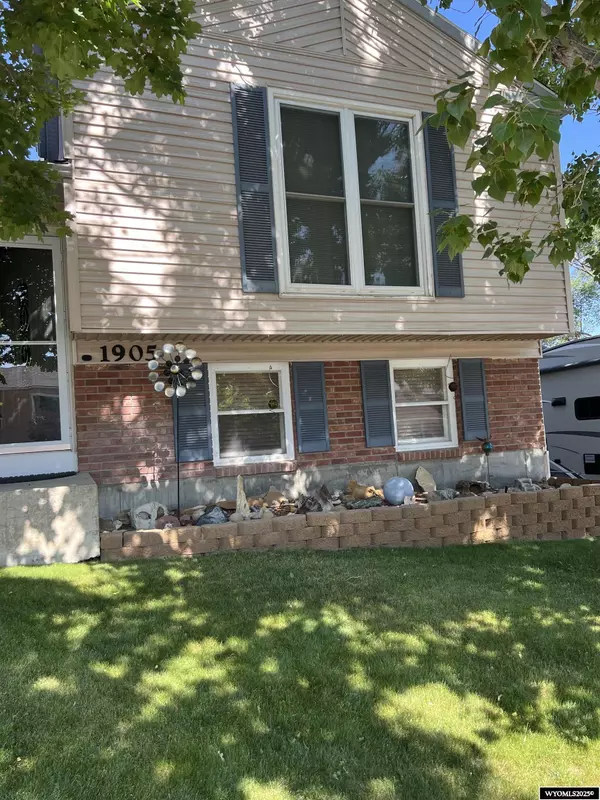 Green River, WY 82935,1905 Iowa Circle