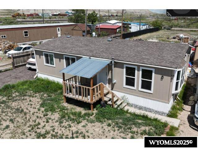 121 MULEDEER Street, Opal, WY 83124
