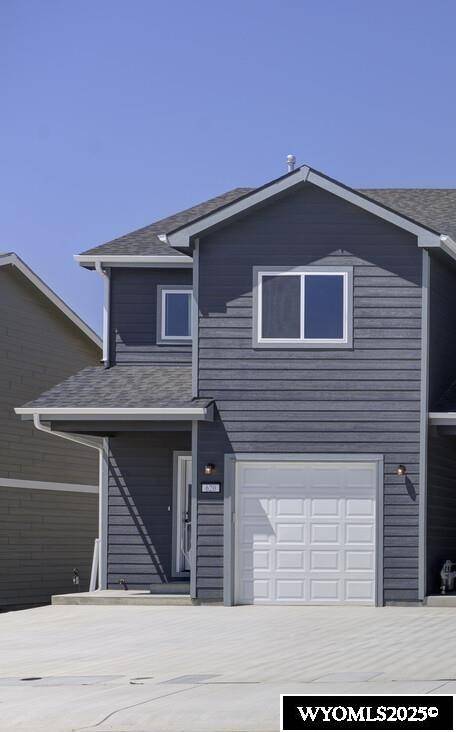 600 Badger Lane, Mills, WY 82644