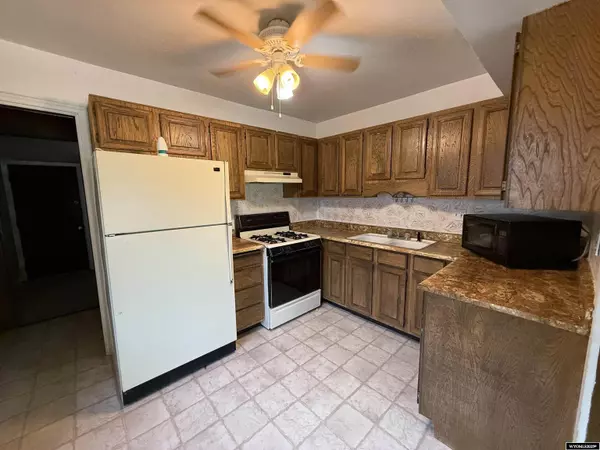 Green River, WY 82935,92 Hoover Drive