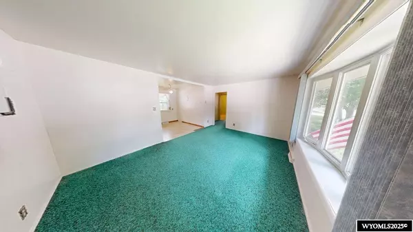 Lander, WY 82520,655 West Lane