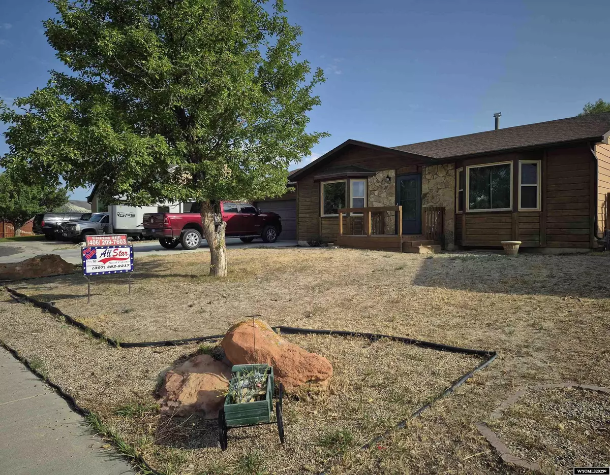 Rock Springs, WY 82901,517 Gunn Circle