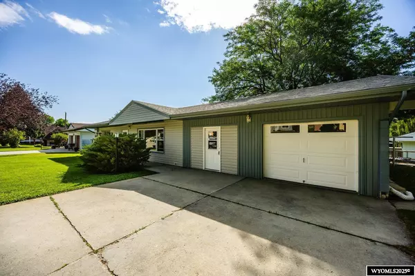 65 Park Lane, Buffalo, WY 82834-0000