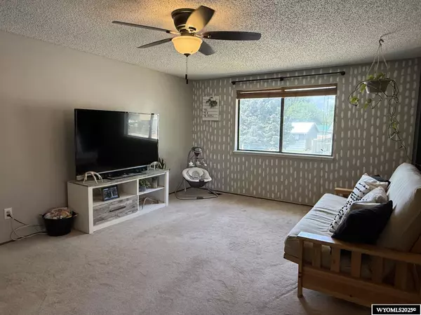 Riverton, WY 82501,417 Peak Drive