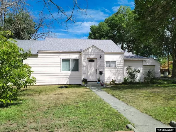 717 N 2nd East Street, Riverton, WY 82501