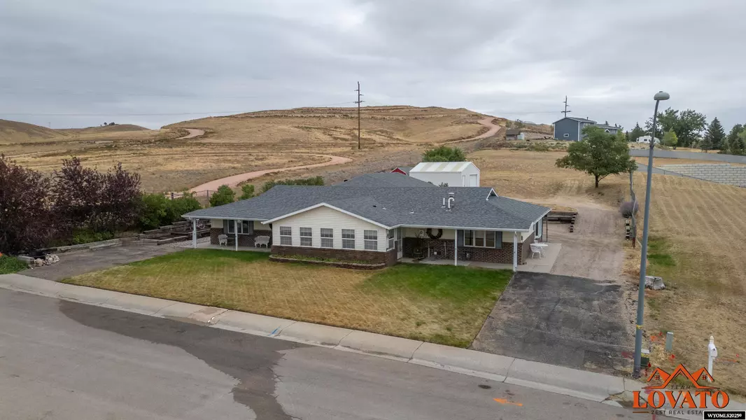 803 Logsdon Lane, Douglas, WY 82633