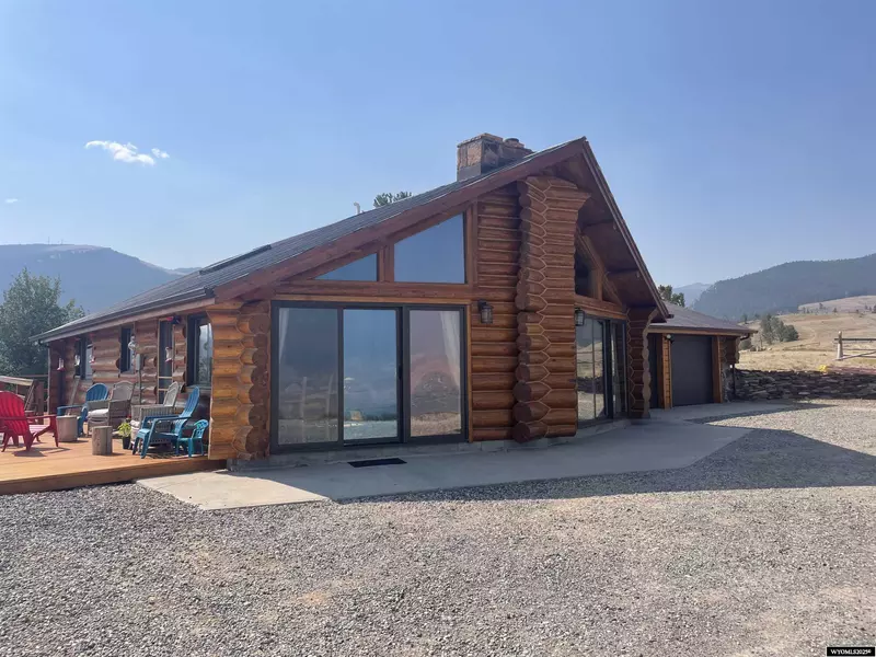 93 HART Trail, Dubois, WY 32513-1281