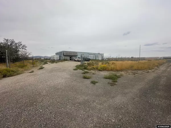 Rawlins, WY 82301,4 Skyline Acres Ind
