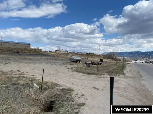 Mills, WY 82601,Mills