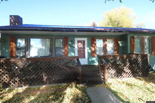 Lander, WY 82520,560 Washington St N 6th St