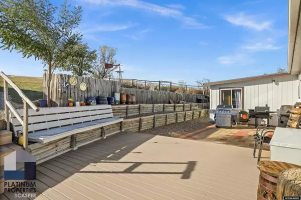 Evansville, WY 82636,12761 E US Hwy 20-26