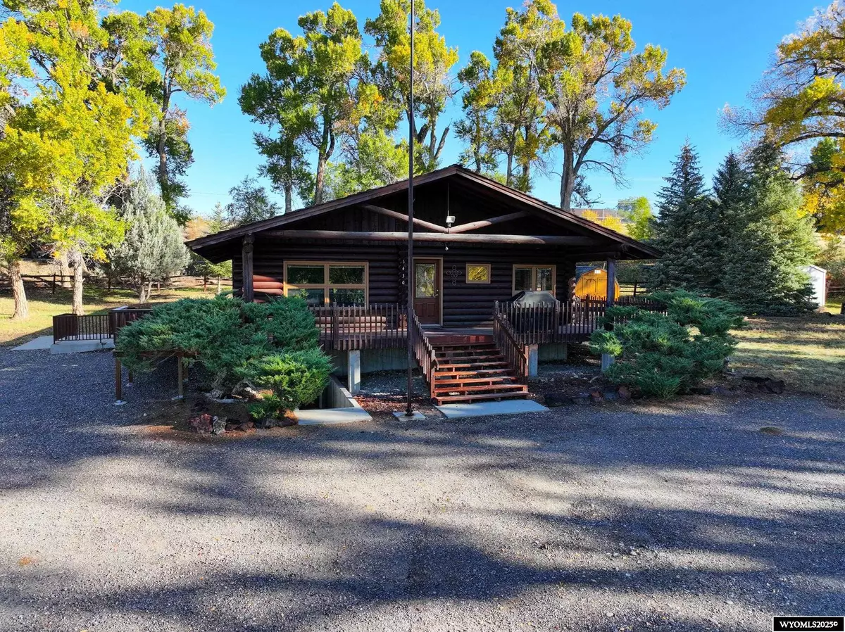 Riverton, WY 82501,1430 Riverview Drive