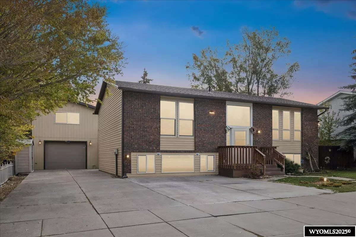 Evanston, WY 82930,206 Jared Lane