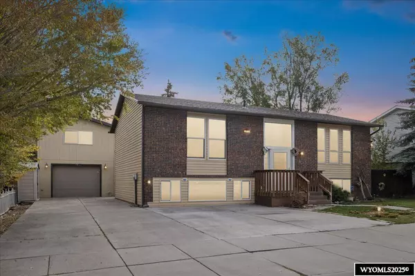 206 Jared Lane, Evanston, WY 82930