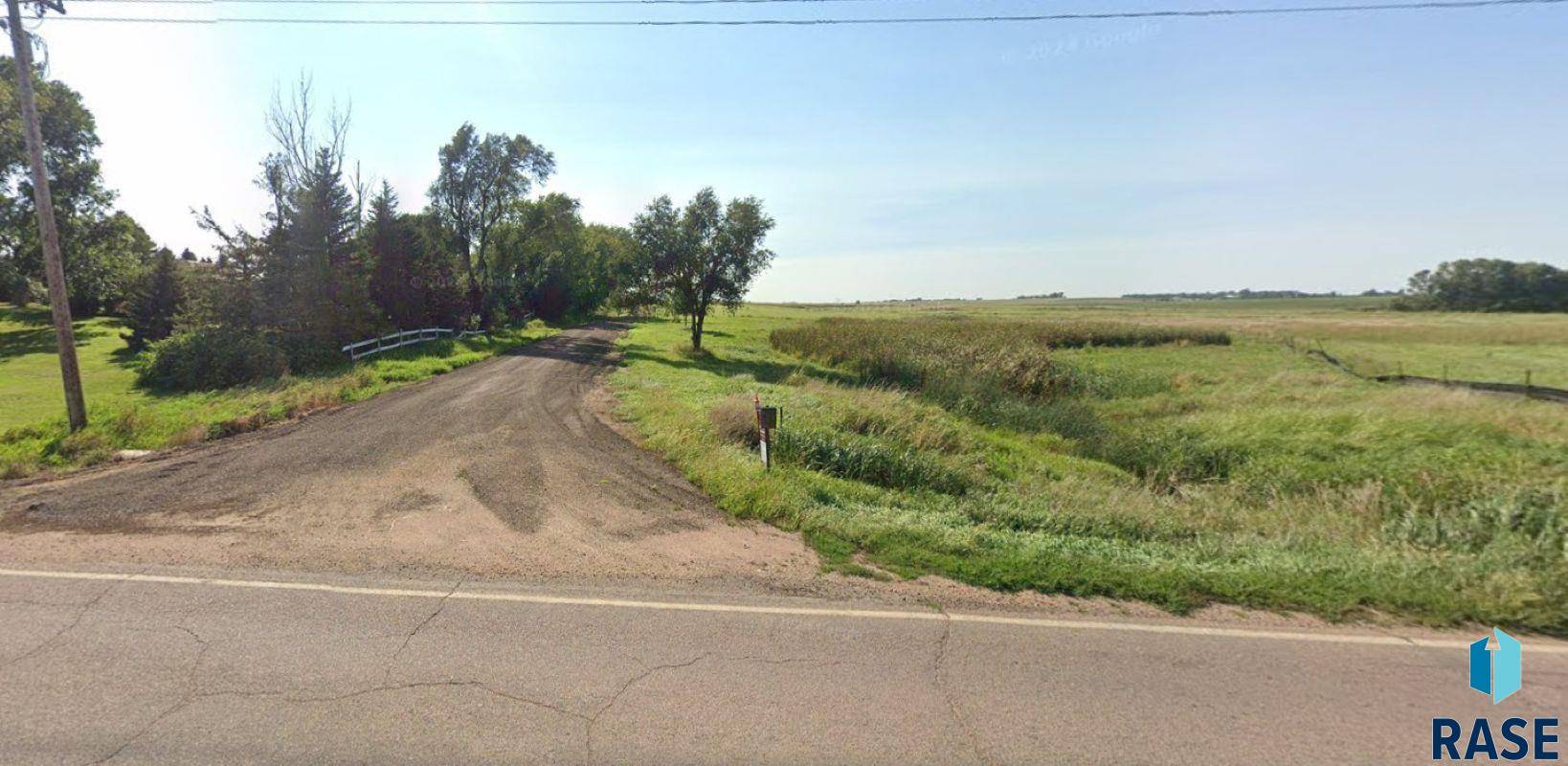 S Western Ave, Hartford, SD 57033